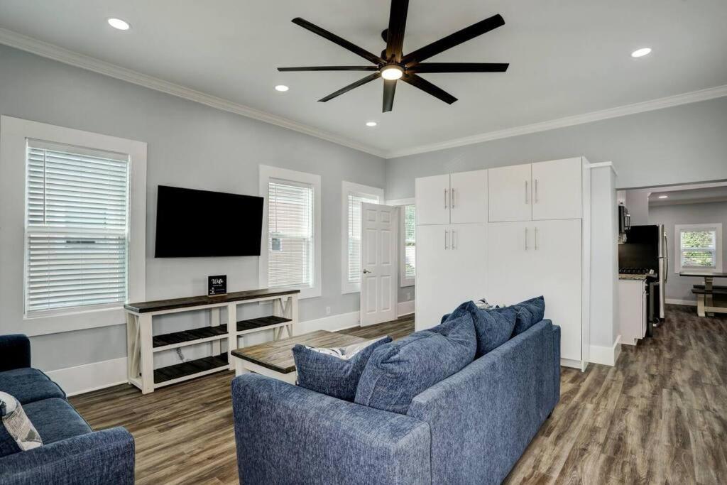 Renovated Beach Bungalow! Γκάλβεστον Εξωτερικό φωτογραφία