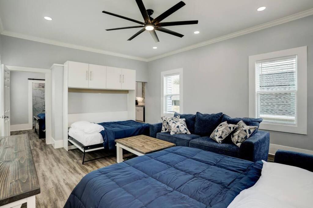 Renovated Beach Bungalow! Γκάλβεστον Εξωτερικό φωτογραφία