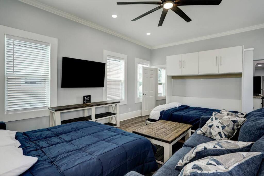 Renovated Beach Bungalow! Γκάλβεστον Εξωτερικό φωτογραφία